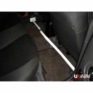Barra transversal habitación trasera 2 puntos para Mazda Lantis 323F Astina 1993-1998 Ultra Racing - Imagen 1 de 6