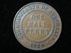 Moneda australiana de 1925 de medio centavo 6 perlas diamante KGV (TA06) - Imagen 1 de 2
