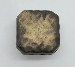 Lot of 6 NEW Antiqued Brass Drawer or Cabinet Pulls Knobs (RF848) - Picture 1 of 4