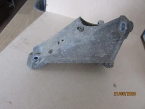 SUZUKI VITARA MK2 99-05 2.0 16V J20A SUPPORTO MOTORE SUPPORTO STAFFA SUPPORTO DESTRO 200082 - Foto 1 di 2