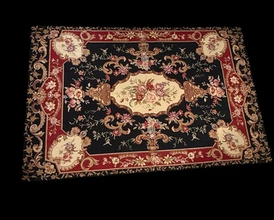 Alfombra de lana Neiman Marcus punta de aguja estilo Aubusson rosas florales Foto 1 de 4