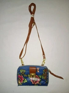 Sakroots Crossbody Chic Multicolor Floral Print Smartphone Wallet Purse - Picture 1 of 6