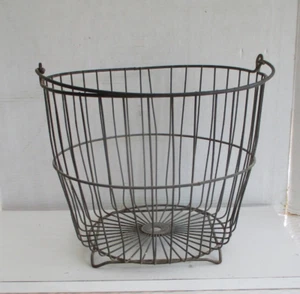 Vintage wire clam, apple or vegetable basket. - Picture 1 of 7