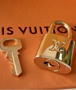 LOUIS VUITTON AUTH BRASS LOCK & KEY PADLOCK-  POLISHED! Fits all bags! USA