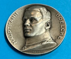 Medaille Jagdflieger Hauptmann Oswald Boelcke 1916, 17,9g 800 Silber Ø34,5mm M33 - Bild 1 von 3