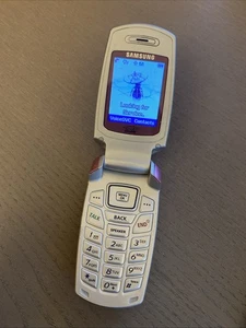 Téléphone à clapet vintage Samsung SPH-A580 avec chargeur universel rétro téléphone portable rose - Photo 1 sur 6