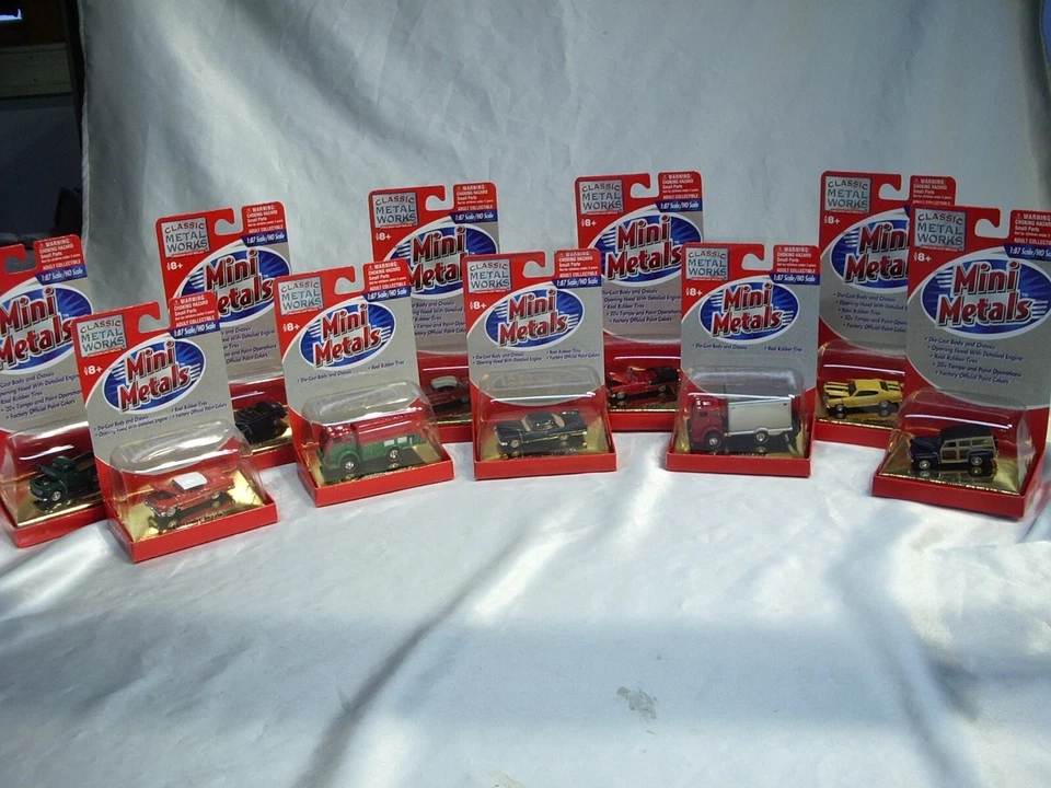 Vehículos HO Classic Metal Works Mini Metals 1/87 - ¡tu elección! Foto 1 de 1