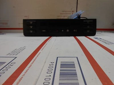 02 BMW 330i climate control unit 64116917004 6917004 IC#51167 OI0063 - Image 1 of 4