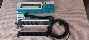 Bachmann Step 5-fach Steckdosenleiste + Zul. UND DIGITUS 4-fach + 2x USB + Zul. - Afbeelding 1 van 3