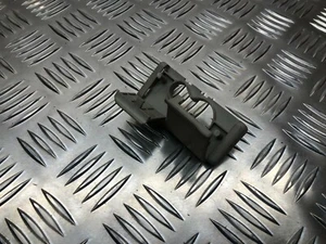 B3 Opel GM 90384806 cover - Picture 1 of 3