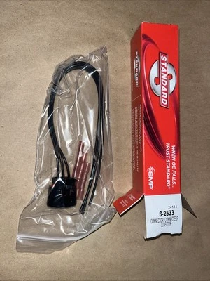 Standard Motor Products S2533 Alternator Connector - Image 1 of 3