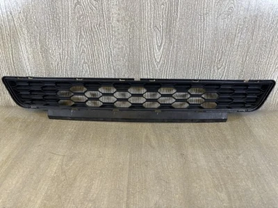 Ford Mustang 2015-2017 parrilla delantera inferior genuina OEM FR3B-17K945-AB Foto 1 de 3