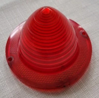 Chevrolet Chevy 1960? Lente de luz trasera y de parada roja #C60  Foto 1 de 4