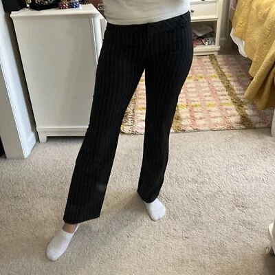 Pantalones Y2K Charlotte Russe 5 Pantalones Pantalones Pantalones Años 2000 Rayas tiro bajo Kick Flare Foto 1 de 4