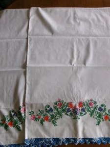 Two Hand Embroidered Flower Design Pillow Cases - Picture 1 of 4