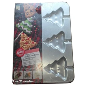 Wilton Enterprises Weihnachtsbaum Plätzchen Leckerli Pfanne 3 Hohlraum Backform Urlaub - Bild 1 von 5