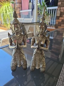 Vintage Buddha Statue Silver Tone Cast Metal Praying Figurines 18cm H - Picture 1 of 2