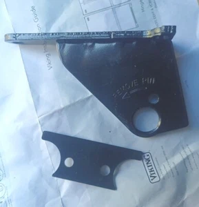 New Refrigerator Hinge Assembly Bottom Mount for Viking (VCFF, DDFF & VCBF) - Picture 1 of 12