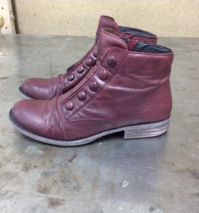 Miz Mooz	Louise	 Bordeaux	US 11 - Picture 1 of 9