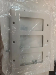 3 Leviton White Decora 3-Gang Plastic Wallplate GFCI GFI Thermoset80411-W(DD1) - Picture 1 of 1