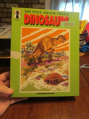 Puzzle Rainbow Works Dinosaur T Rex 200 piezas. Tyrannosaurus Rex Foto 1 de 4