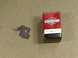 Nuevo Old Stock 222049 Guía de cuerda Briggs & Stratton * Vendedor de EE. UU. con caja - Imagen 1 de 2