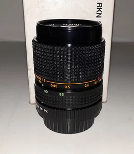 RKN 35-70mm/f3.5-4.5 Multi-Coated Zoom Lens for Ricoh (BRAND NEW!) - Picture 1 of 4