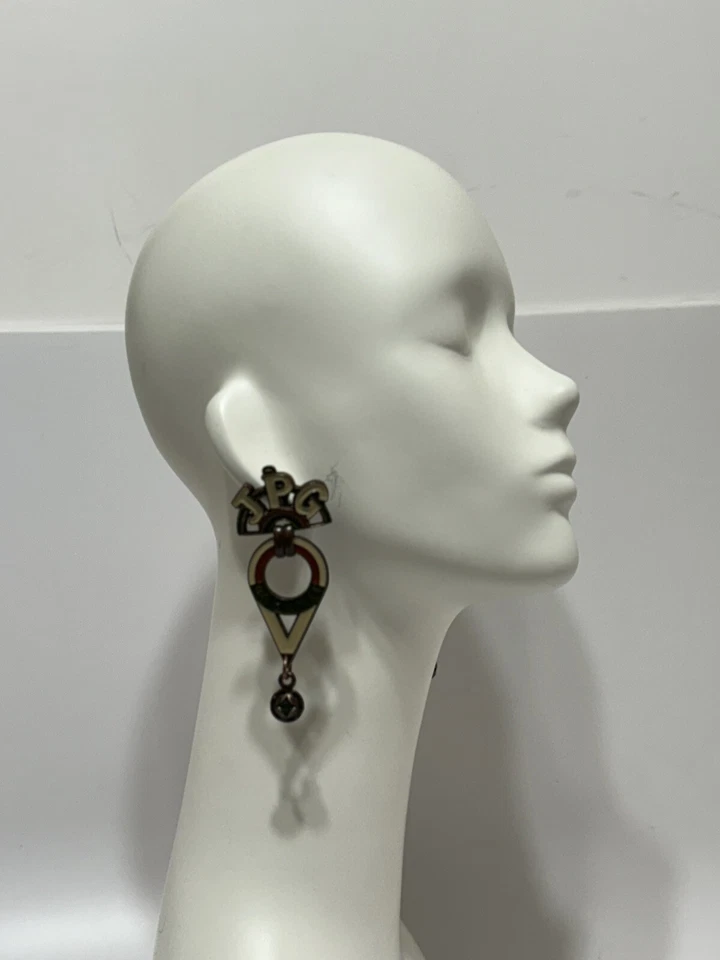 PENDIENTES VINTAGE JEAN PAUL GAULTIER BEIGE Y VERDE LOGO Foto 1 de 4