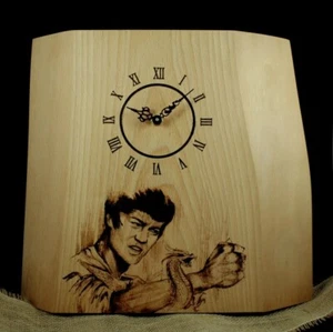 Wooden desk clock Bruce Lee design handcrafted pyrography home decor art 1B - Picture 1 of 1