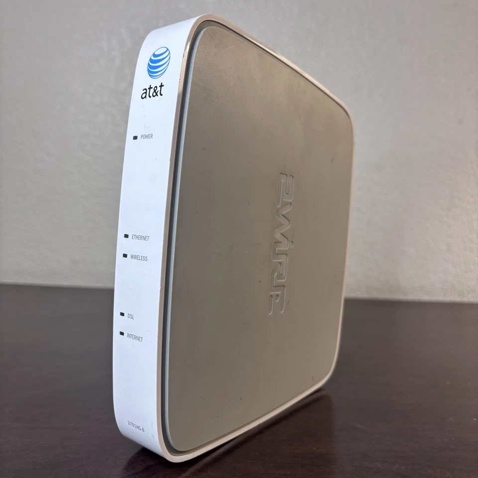 AT&T 2Wire Gateway 2701HG-B 54 Mbps 4-Port 10/100 Wireless G Router - Image 1 of 4