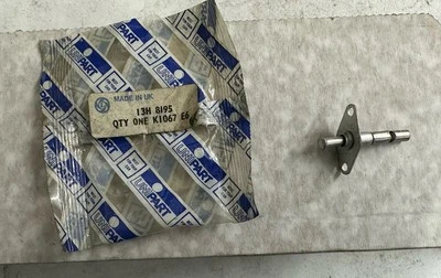 INTERRUPTOR DE LUZ CORTESÍA MORRIS 13H 8195 MARINA (1971-OCTUBRE 1975) Foto 1 de 4