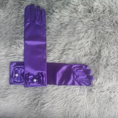 Guantes de color liso para niños satinado doble laryer lazo perla guantes de dedo completo Foto 1 de 4