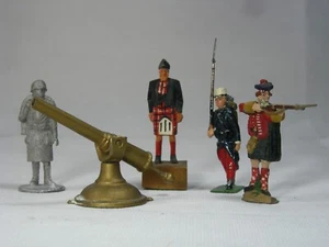 5 figure lot 54m metal unidentified makers one Britains etc - Picture 1 of 2