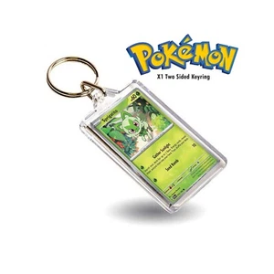 Pokemon Sprigatito Juego de Cartas Coleccionables Inspirado Llavero / Llavero Estilo Clásico - Imagen 1 de 2