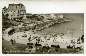 REAL PHOTO POSTCARD LADIES BATHING PLACE, PORTRUSH, CO. ANTRIM, NORTHERN IRELAND - Picture 1 of 2
