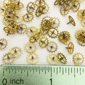 25 Gold Escape Wheels 7mm Uhrenteile Steampunk Getriebe Veränderte Kunst Uhrmacher Lot - Bild 1 von 3