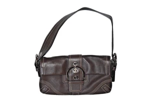 Bolso Baguette Vintage Coach F05D-8A05 Soho Y2K Cuero Solapa Marrón - Imagen 1 de 8