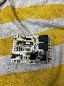 Goodman B18099-13 B1809913 B1809913S 50T35-743 Furnace Control Circuit Board - Picture 1 of 3
