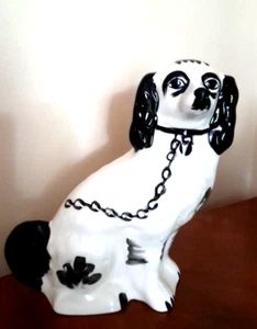 Single Staffordshire Spaniel Pottery Dog Black White VGC - Picture 1 of 5