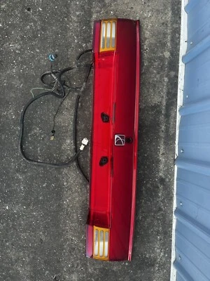 Panel de luz trasera central Saturn SC2 1997 a 2002 cupé OEM B4036 DG1 Foto 1 de 3