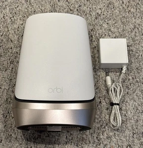 Netgear Orbi RBSE960 Satellite AXE11000 Quad-Band WiFi 6E Add-on Mesh Netzwerk - Bild 1 von 4
