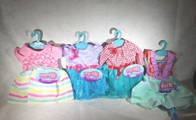 Lote de 4 vestidos My Life da moda para bonecas de 18 pol., novo com etiquetas e cabides - Imagem 1 de 4