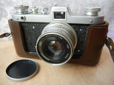 RARA USSR ZARYA Zarja ZORIA FED INDUSTAR câmera soviética com alça de couro, estojo - Imagem 1 de 4