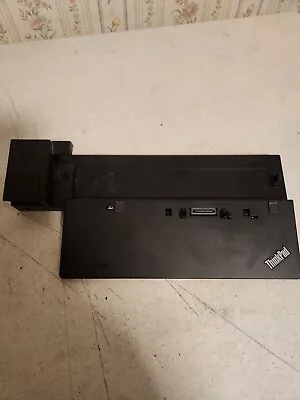 Lenovo ThinkPad Ultra Dock 40A2 USB 3.0 T440 X240 T540 L460  T470 T570 No key - Image 1 of 4
