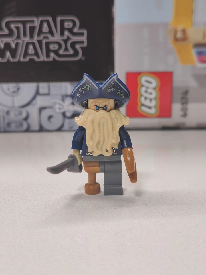 Pirates Of The Caribbean Davy Jones Custom Lego minifigure the Black Pearl 4184 - Image 1 of 4