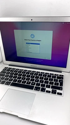 MacBook Air 13 inch Intel Core i5 1.8Ghz 2017 8GB RAM 256GB SSD A1466 Grad B UK - Image 1 of 4