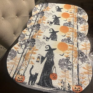 Juego de 4 manteles individuales trenzados a máquina Rachel Zoe Spooky Witch Halloween - Imagen 1 de 15