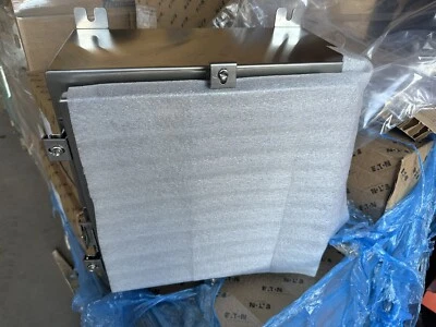 ⚡Eaton Cooper B-Line 16168-4XSS6 M1-00 Caja de acero inoxidable 4X 16x16x8 Foto 1 de 4