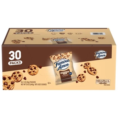 Famosa Receta Original Amos Galletas Tamaño Bocado con Chispas de Chocolate, Caja de Paquete de 30, 30 OZ Foto 1 de 4