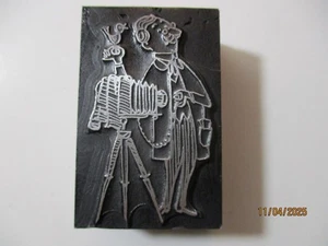 Printing Letterpress Printer Type Block Antique Camera w Photographer & Bird - Picture 1 of 6